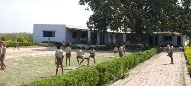 Mujehra School